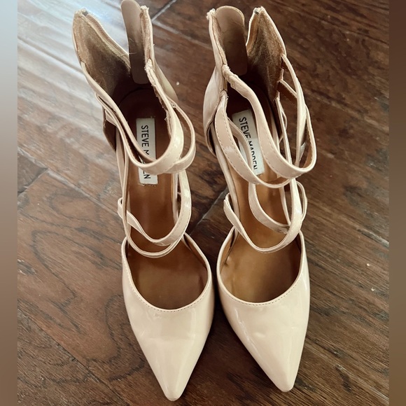 Steve Madden Shoes - Steve Madden Nude Heels Size 8